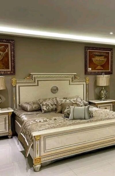 San Diego Luxury Motif Carving Bed