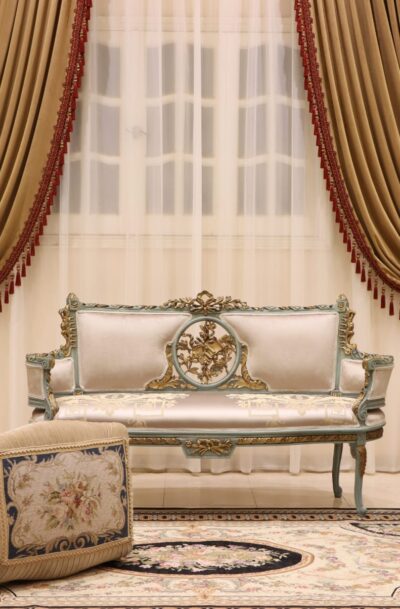 Royal Sofa with Centre Table