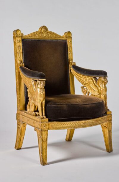 Royal Lucifer Chair