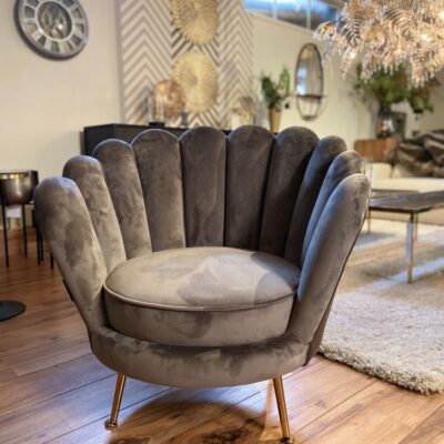 Premium Handcrafted Design  Shell-inspired scalloped backrest design  Soft velvet upholstered seatliving rooms  Bedroom