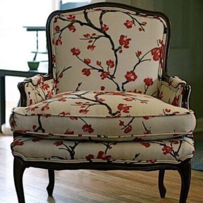 Luxury Floral Upholstered Accent Chair – Classic Elegant Design