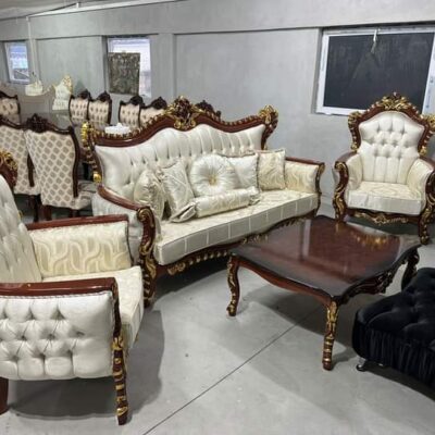 Romania Style Teak Wooden Living Room Furniture Classic Look 5 Seater