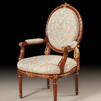 Royal Hand-Carved Louis Style Accent Chair – Luxury Classic Seating