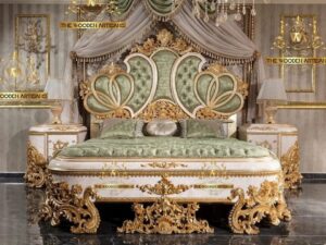 Luxury King Size Wooden Bed in Teakwood